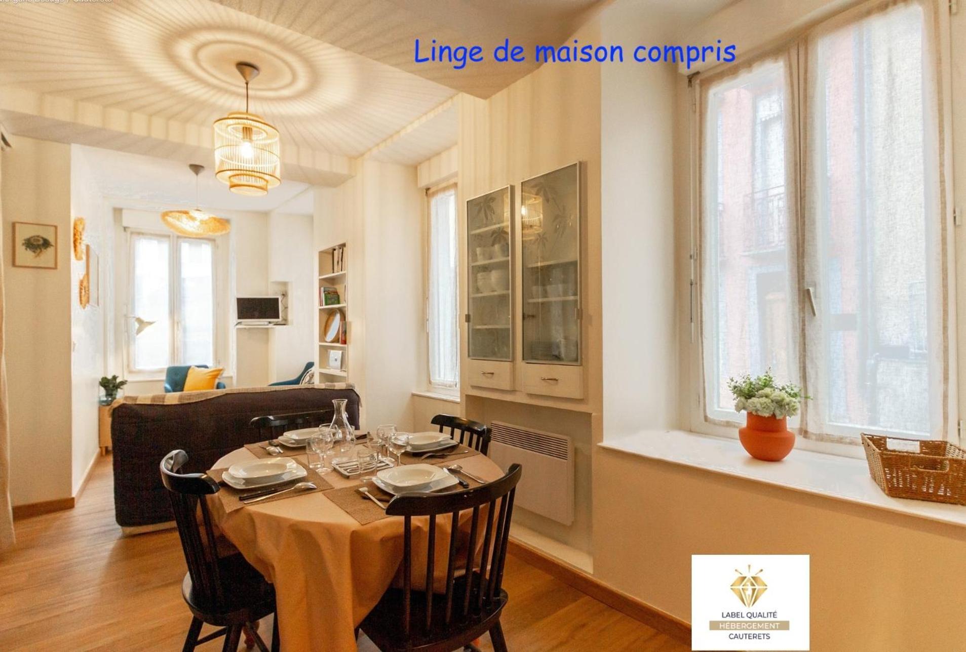 Appartement Cosy Au Coeur De La Ville, Au Calme Avec Wifi Et Linge De Maison Inclus קאוטרט מראה חיצוני תמונה